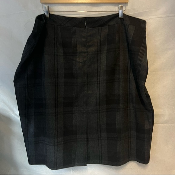 Lori Michaels Womens Straight Skirt Size 2XL Plaid Pencil Knee Length black grey - Picture 7 of 12